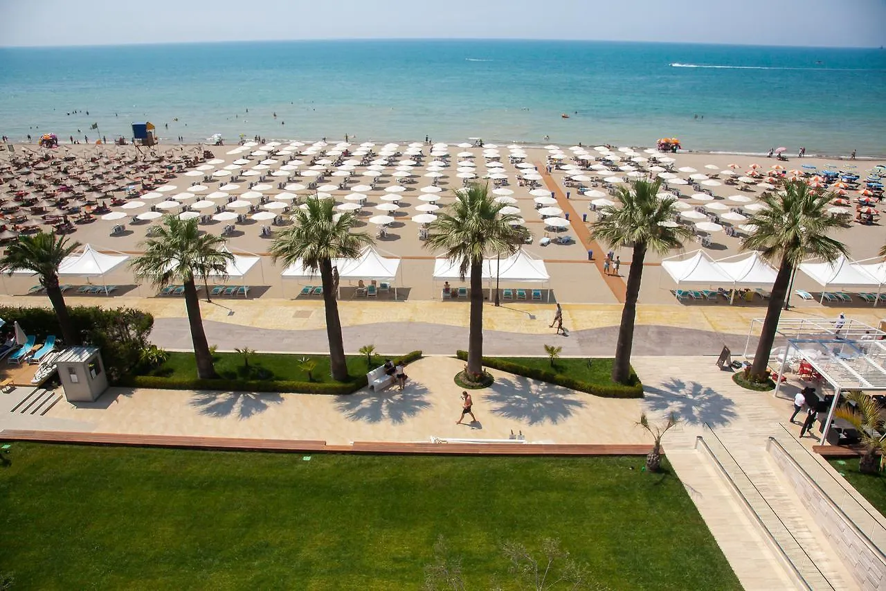 Premium Beach Hotel Golem